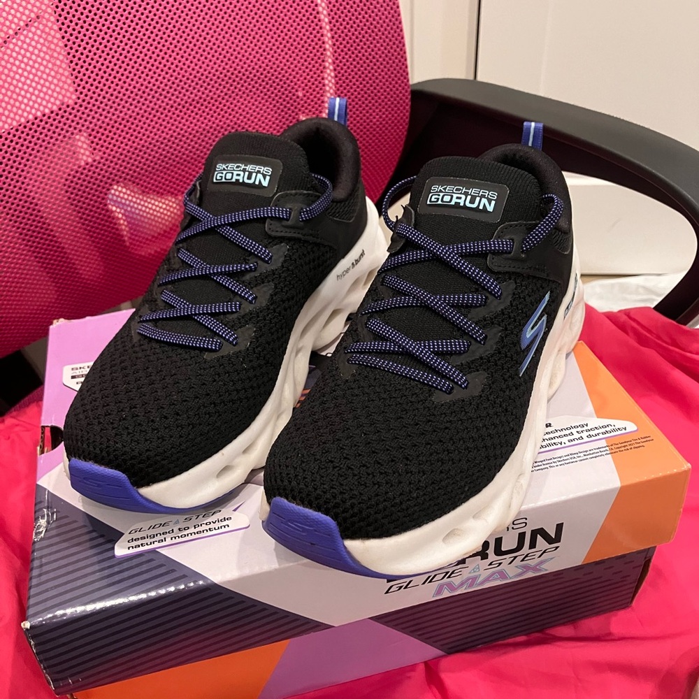 Women Skechers Go Run